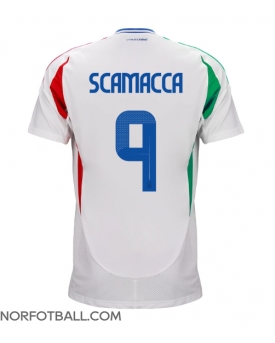 Billige Fotballdrakt Italia Gianluca Scamacca #9 Replika Bortedrakt EM 2024 Kortermet